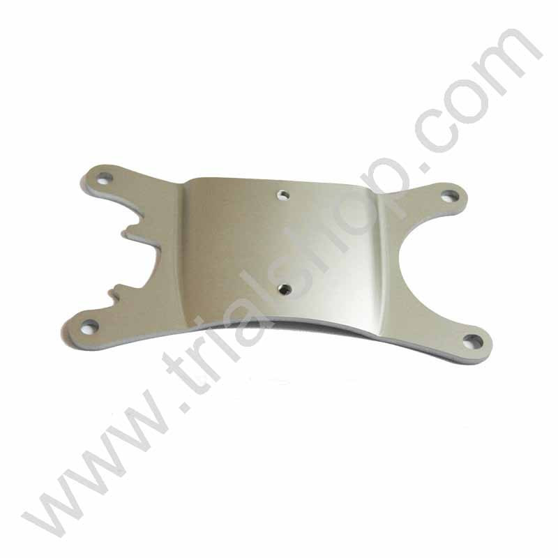 Supporto parafango anteriore TR280I