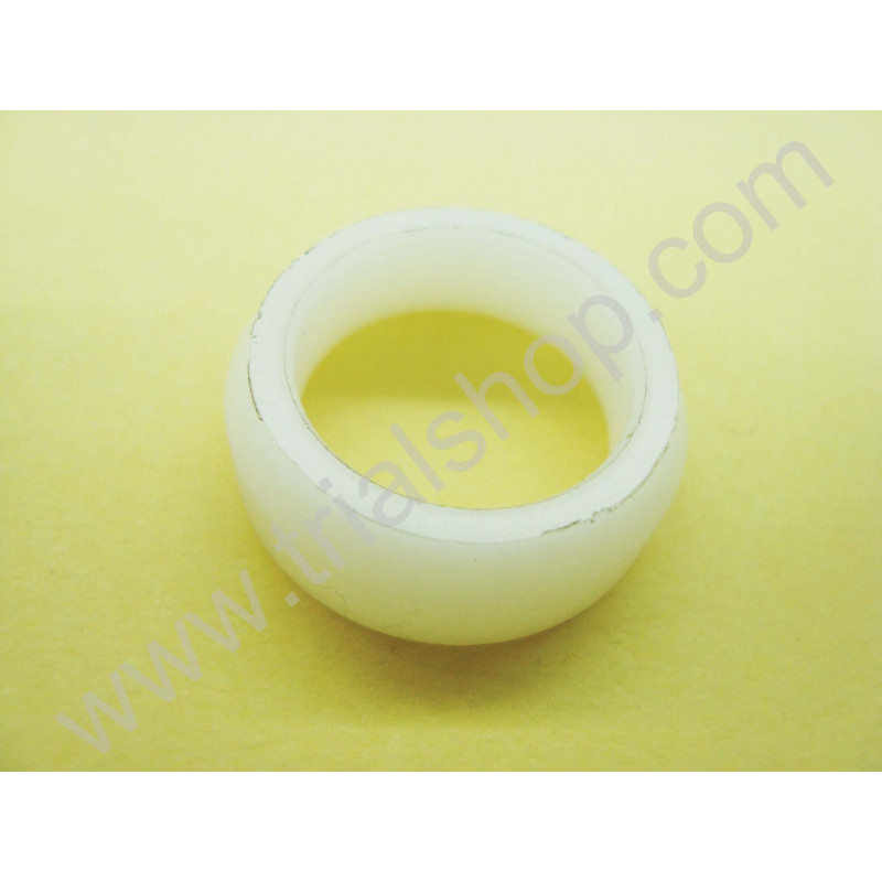 BOCCOLA NYLON PERNO FORCELLONE